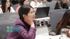 <b>市场洞察的AI数据爬取可视化</b>